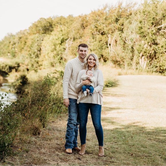 Meet your Posher, Sydnie - Picture 3 of 4